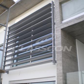 Brise Soleil with Aluminum Louvers Residential Glasscon 05.jpg